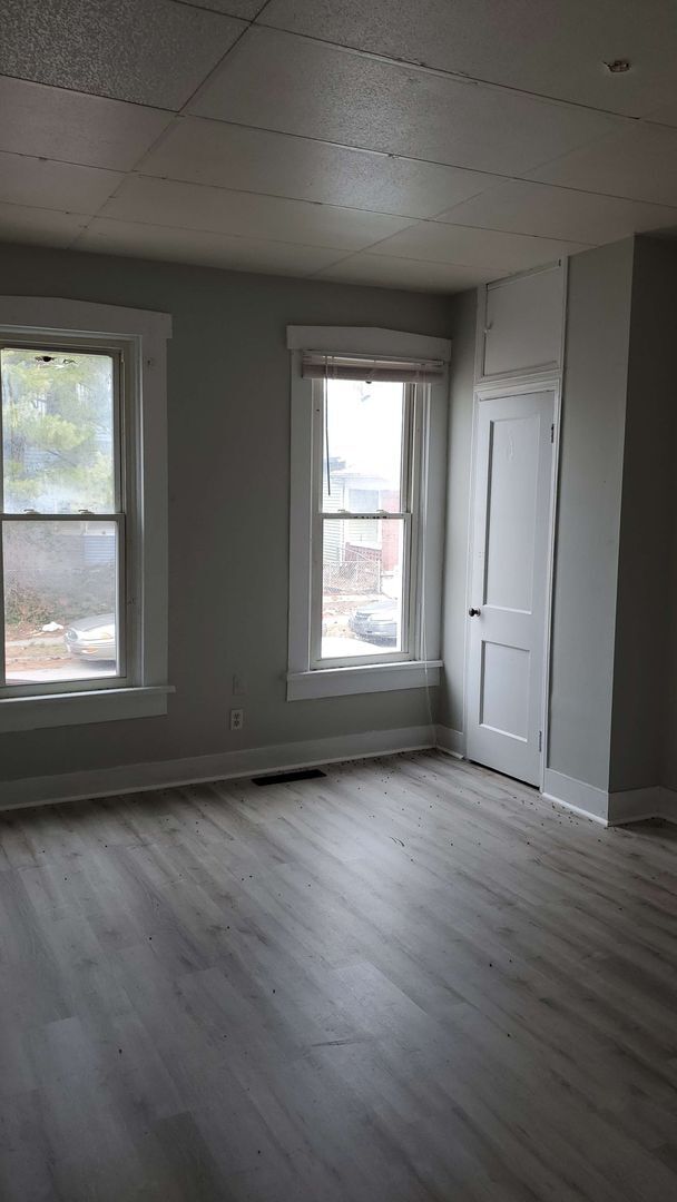 152 Nassau St