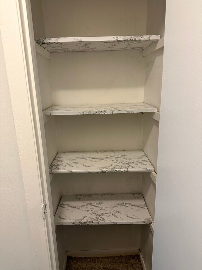 316 White Horse Pike Condo Condo for Rent in West Collingswood, NJ