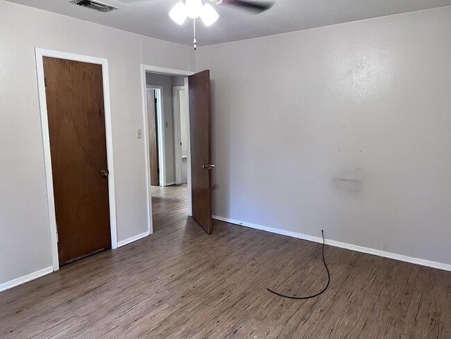 Photo - 389 Co Rd 4120