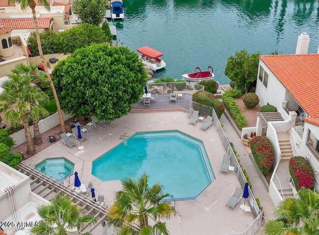 Photo - 10080 E Mountain View Rd Unidad M327