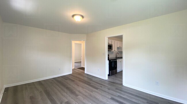 Photo - 2-Bed Home in Oakridge Community - Renovated
