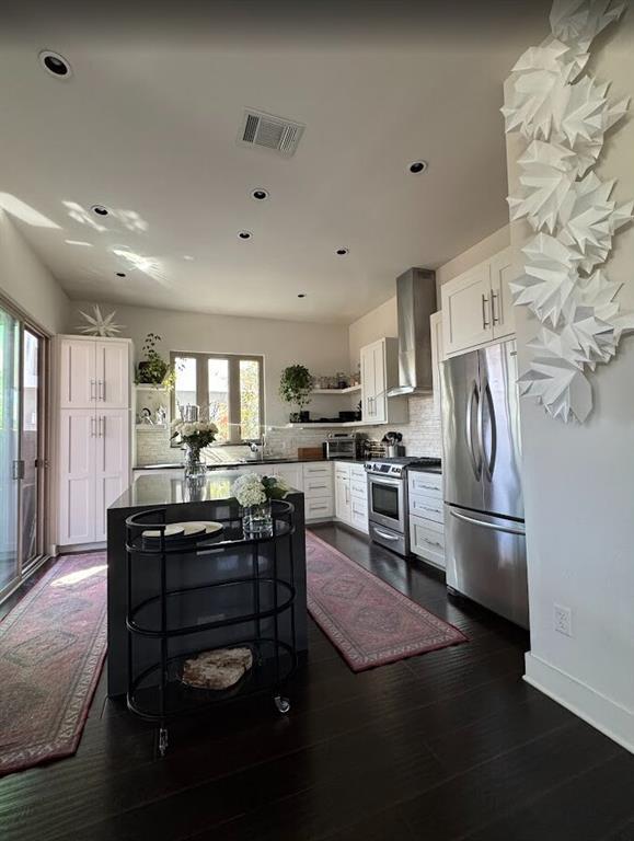 Photo - 502 W 51st St