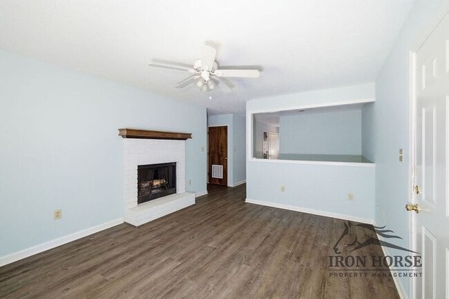 Photo - 126 Greenwood Dr