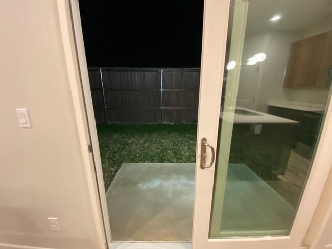 Photo - 3412 Duke Ave Unidad 3412 Duke Av Apt4