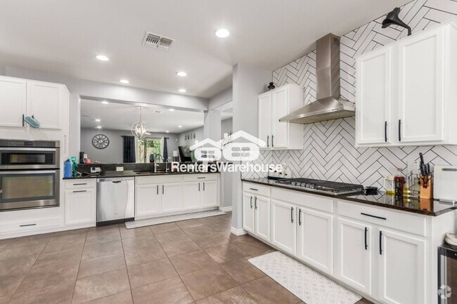 Building Photo - 9548 W Chama Dr Rental