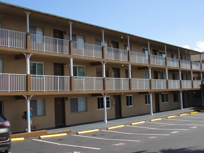 Building Photo - 411 N Halifax Ave Unit 302