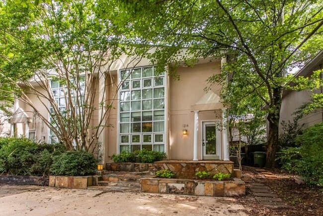 Photo - 1214 Cleburne Ave NE