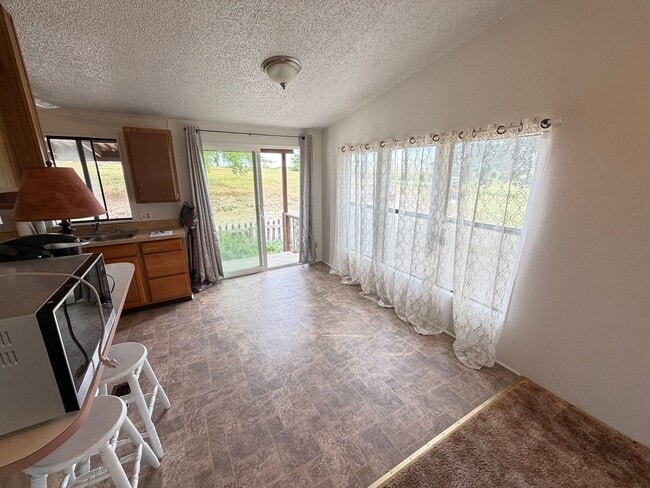 Photo - Secluded country home w/ 2-car garage