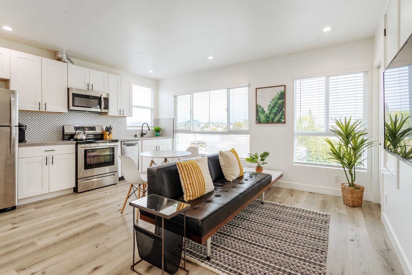 Photo - 1248 W 37th Dr Casa Unidad Room A