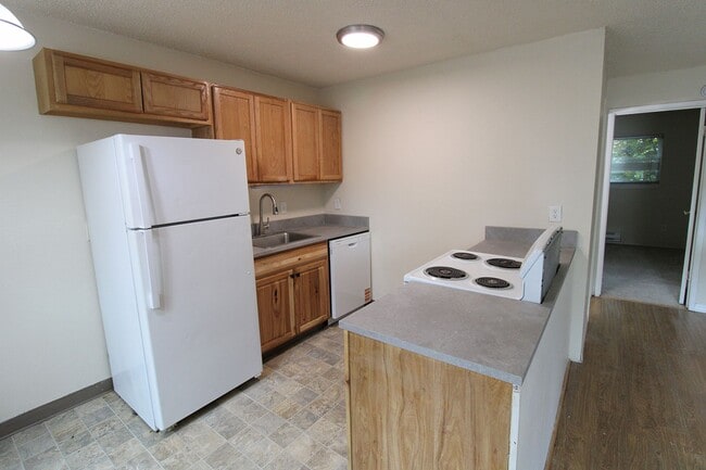 Photo - 5704 SW Beaverton Hillsdale Hwy Unit 4