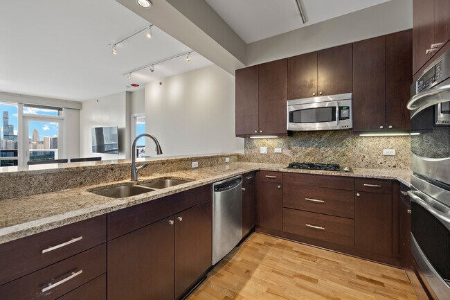 Photo - 1211 S Prairie Ave Unit 3205