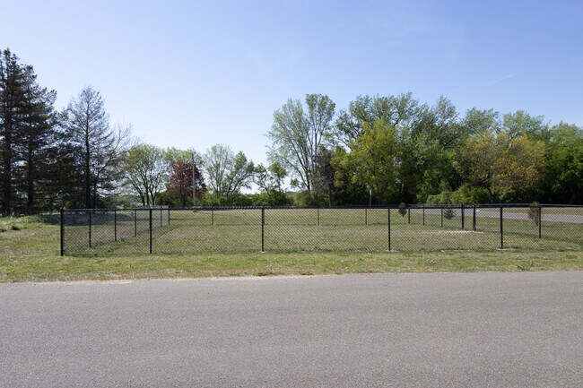 Lakeview Apartments