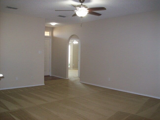 Building Photo - Great Home in Frenship School District
