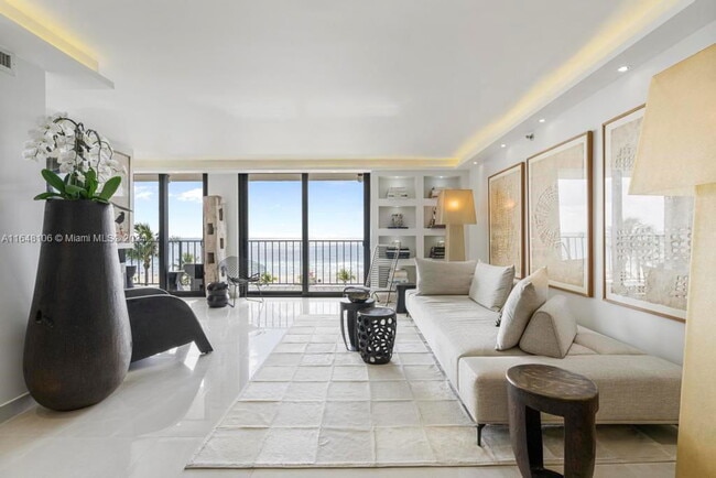 Photo - 2625 Collins Ave