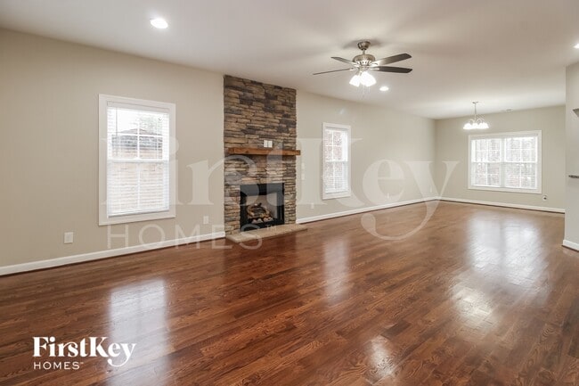 Photo - 1803 Gracewood Dr