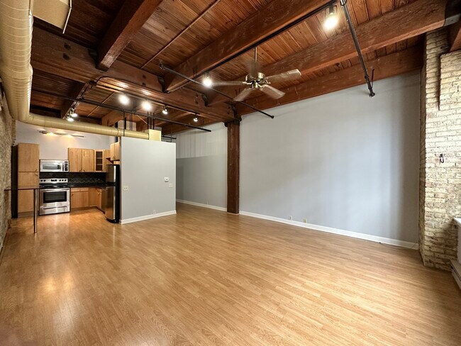 Photo - 540 N Lake Shore Dr Unit 201