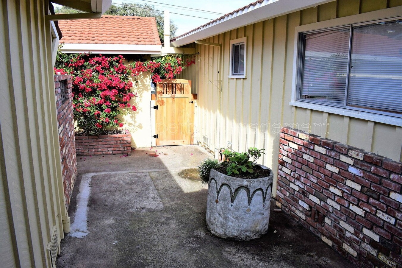 Photo - 1113 McClellan Ave Unit B