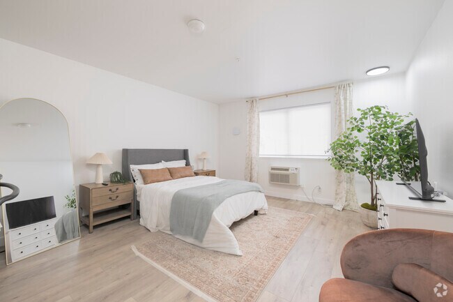Studio, 1BA - 360SF - Living Room