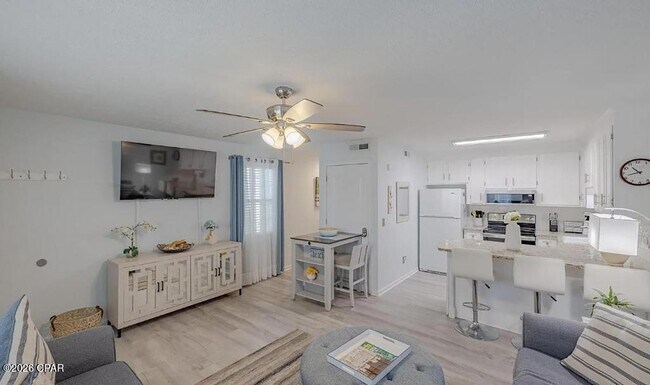 Photo - 17462 Front Beach Rd