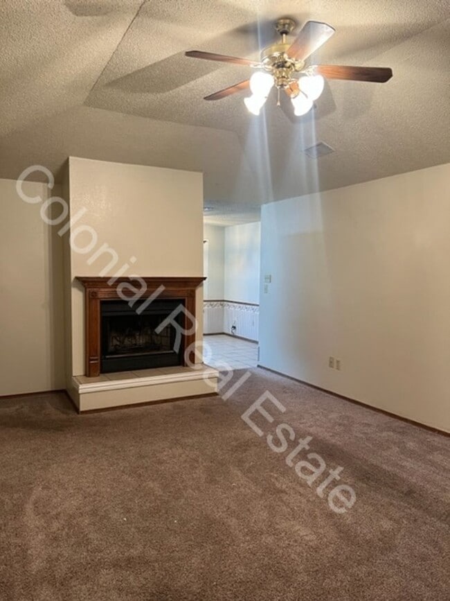 Photo - 1805 Morse Ave