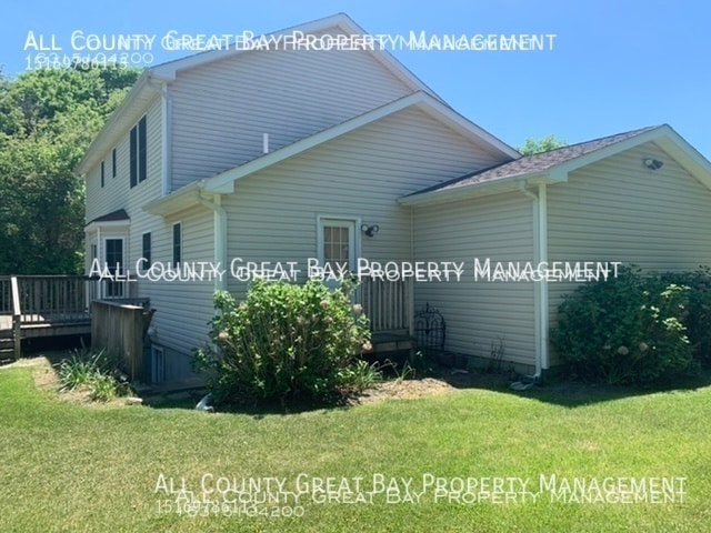 Photo - 115 Hedges Ave