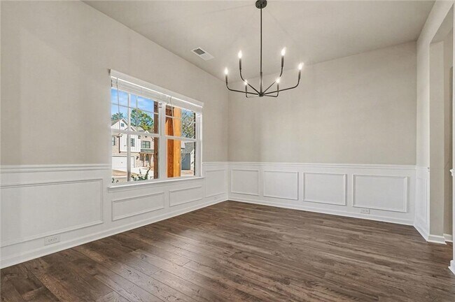 Photo - 377 Waterbluff Dr SW