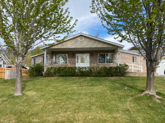 Building Photo - 2265 S Linda Wy Rental