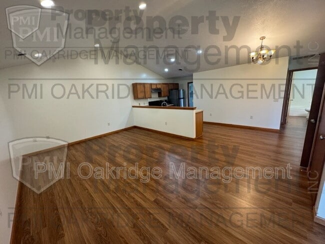 Photo - 107 Meadow Dr Unit 1