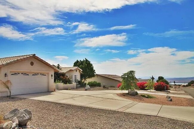 exterior and circle driveway - 3640 Vega Dr