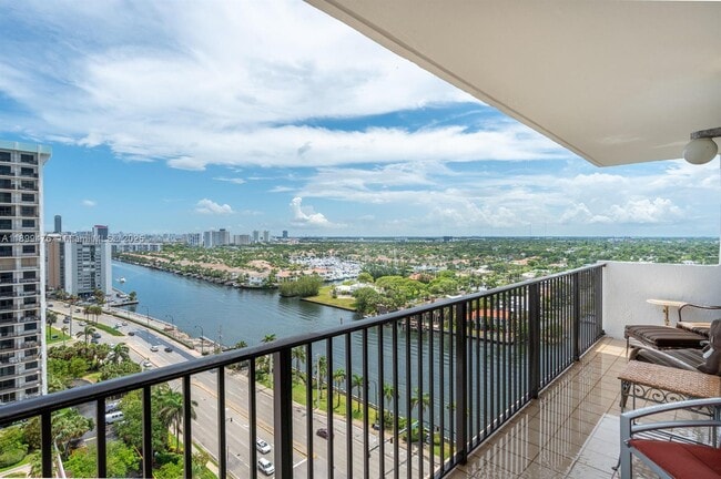 Photo - 1201 S Ocean Dr Unit 1911N