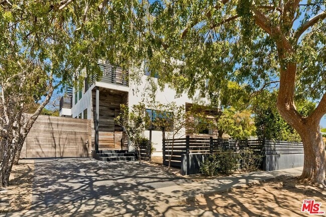 Photo - 3256 Cabrillo Blvd