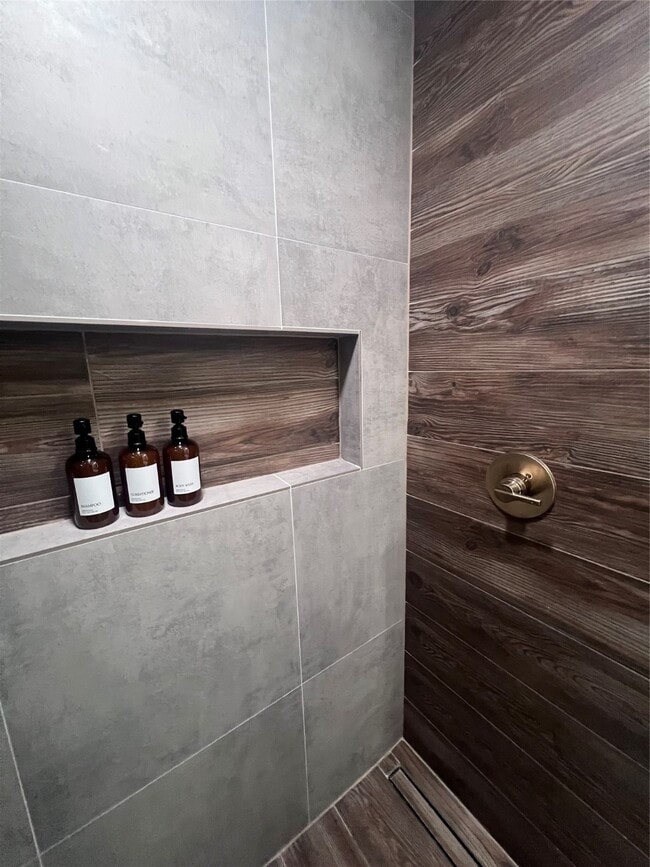 Photo - 3201 Westridge St