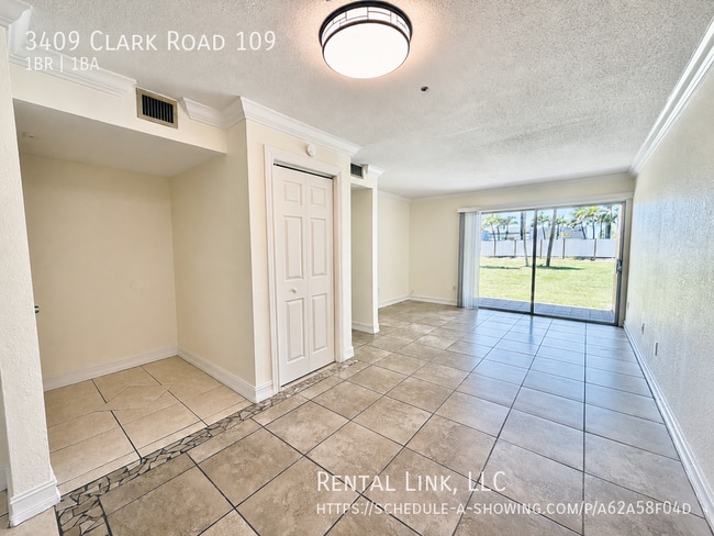 Photo - 3409 Clark Rd