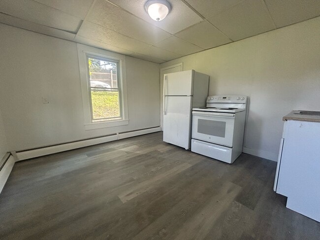 Photo - 286 Walnut St Unit 286