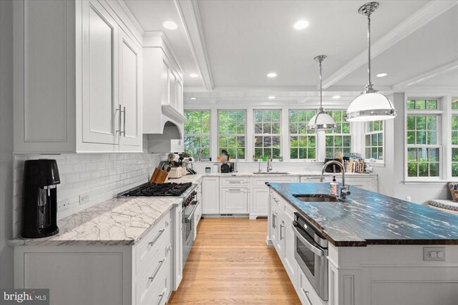 Photo - 3701 Blackthorn Ct