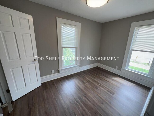 Photo - 1314 Harrison Ave Unidad 2