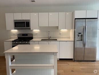 Building Photo - 250 Meridian St Unit 207 Rental