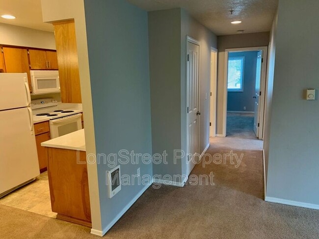 Photo - 8324 SE Rhine St Unit 2