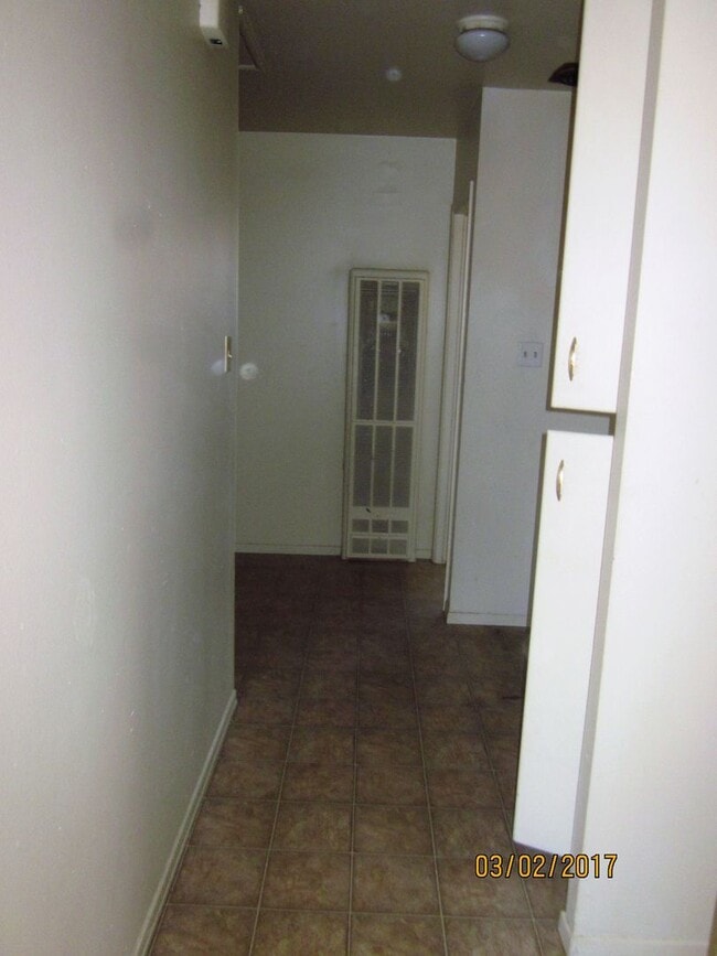 Photo - 119-119 W Locust Ave Unidad 111