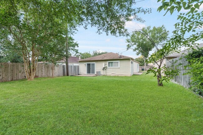 Photo - 16211 Olive Glen Dr