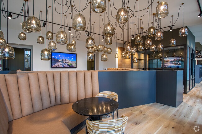 Coworking Spaces - The Row