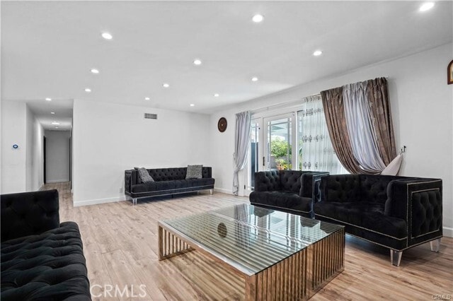 Photo - 17140 Stare St