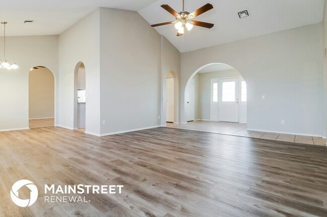 Photo - 4520 N 106th Ave