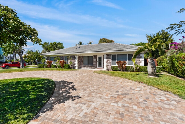 Photo - 401 NE 10th Terrace