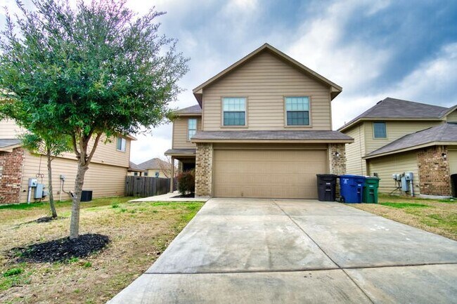 Enclave at Northeast Crossing - 7615 Millc... - Enclave at Northeast Crossing - 7615 Millc... House