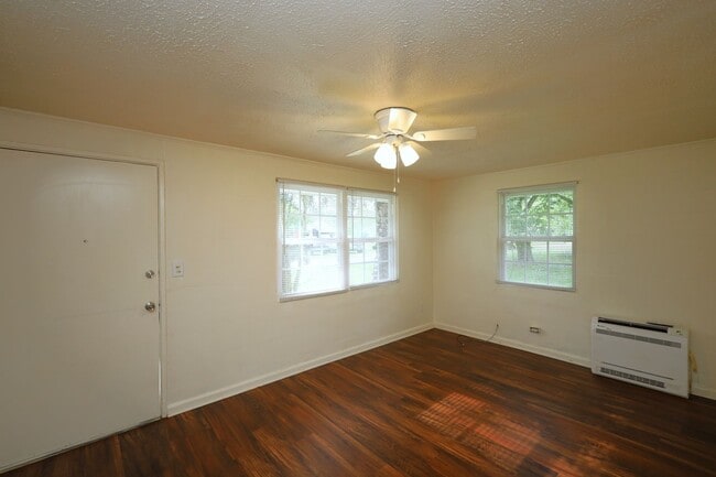 Photo - 2226 Greenlee St