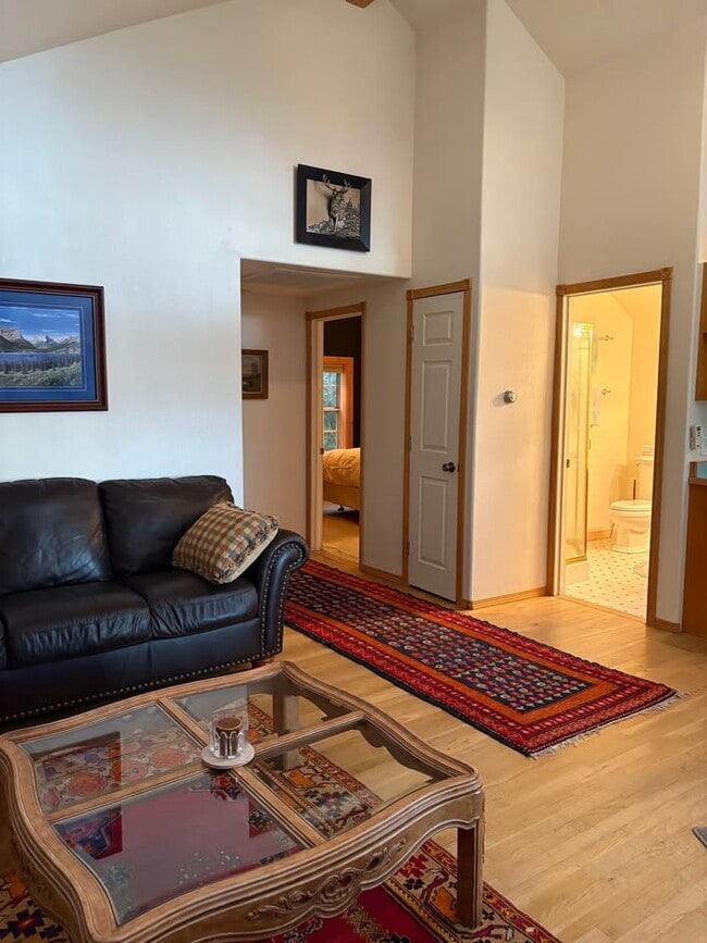 Photo - 757 Bowman Rd