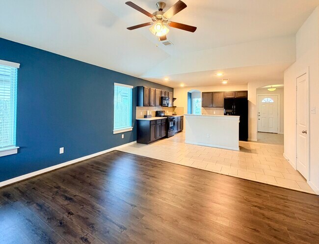 Photo - 6807 Bardsdale Ct