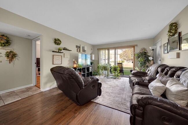 Photo - 9381 Bay Colony Dr Unit 1N