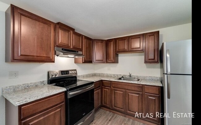 Photo - 3730 Owens St Unit C